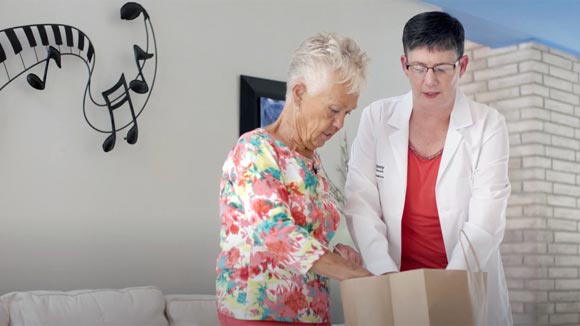 Patient getting care at home from AHN provider